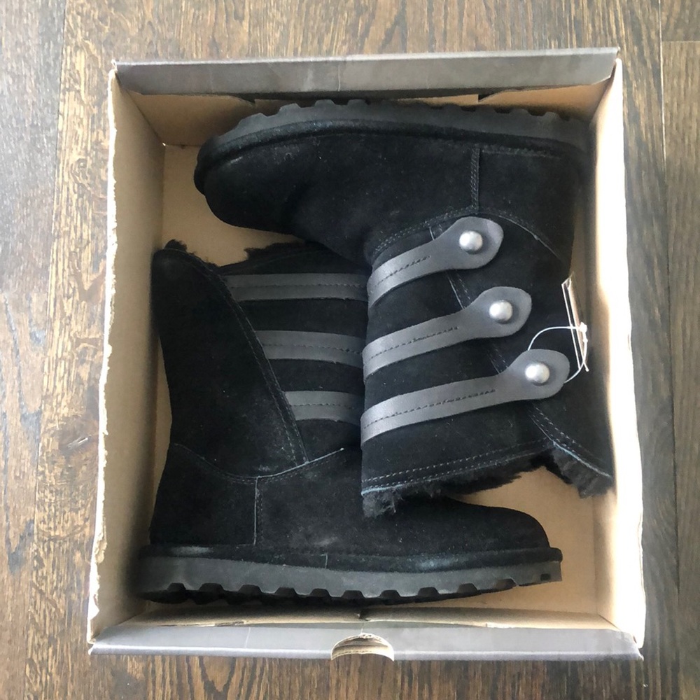 Bearpaw women’s Luna boots black 6 & 7
